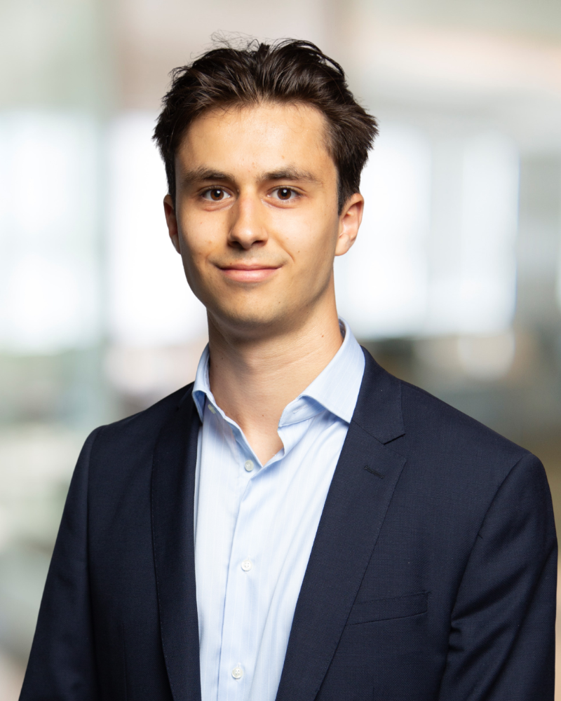Dino Franassovici headshot